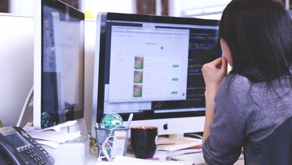 startup, business, people-849804.jpg