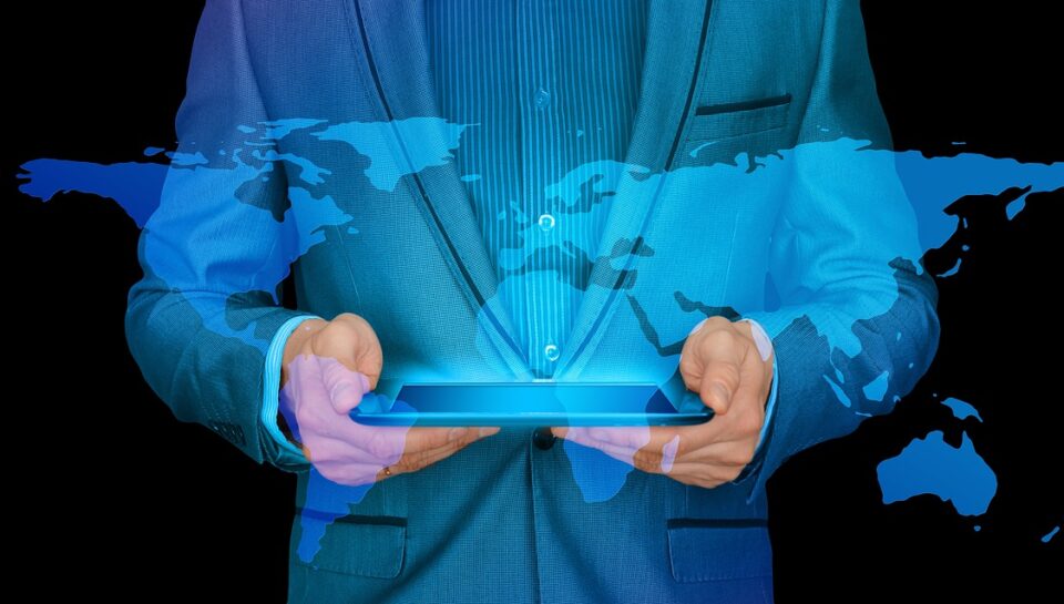 businessman, internet, continents-2682712.jpg