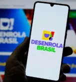 Senado-aprova-Programa-Desenrola-Brasil-e-teto-de-juros-para-rotativo-do-cartao-shutterstock_2337951037-1024x683-1-1024x683